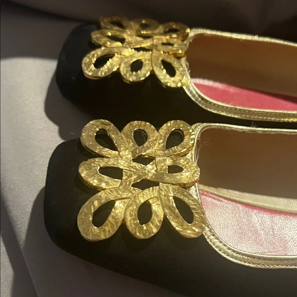 Kate Spade Elegant Black Flats with Gold Detailing - Picture 10 of 14